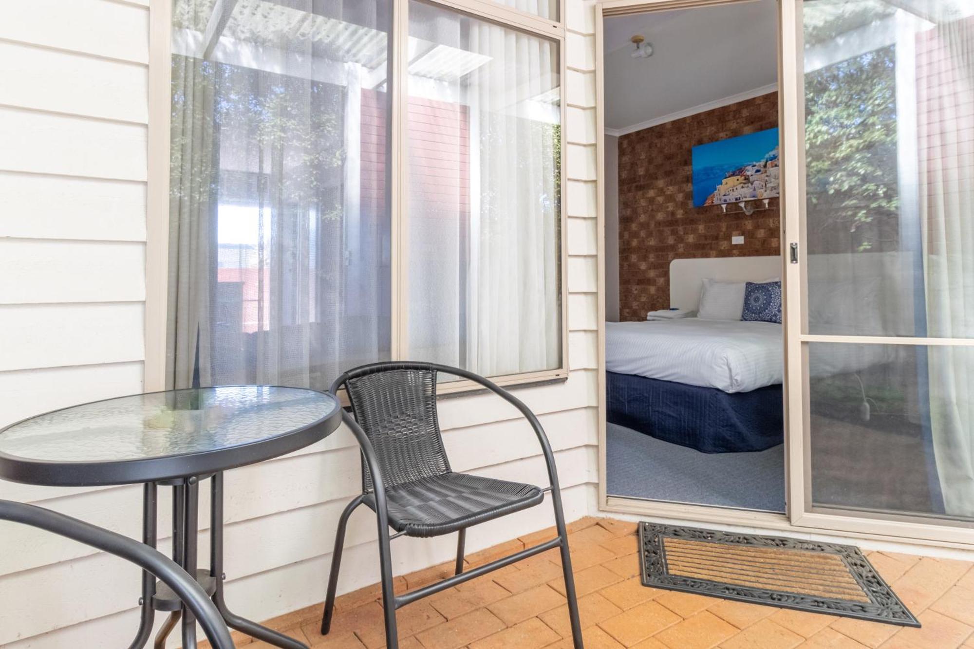 Portarlington Beach Motel Екстер'єр фото