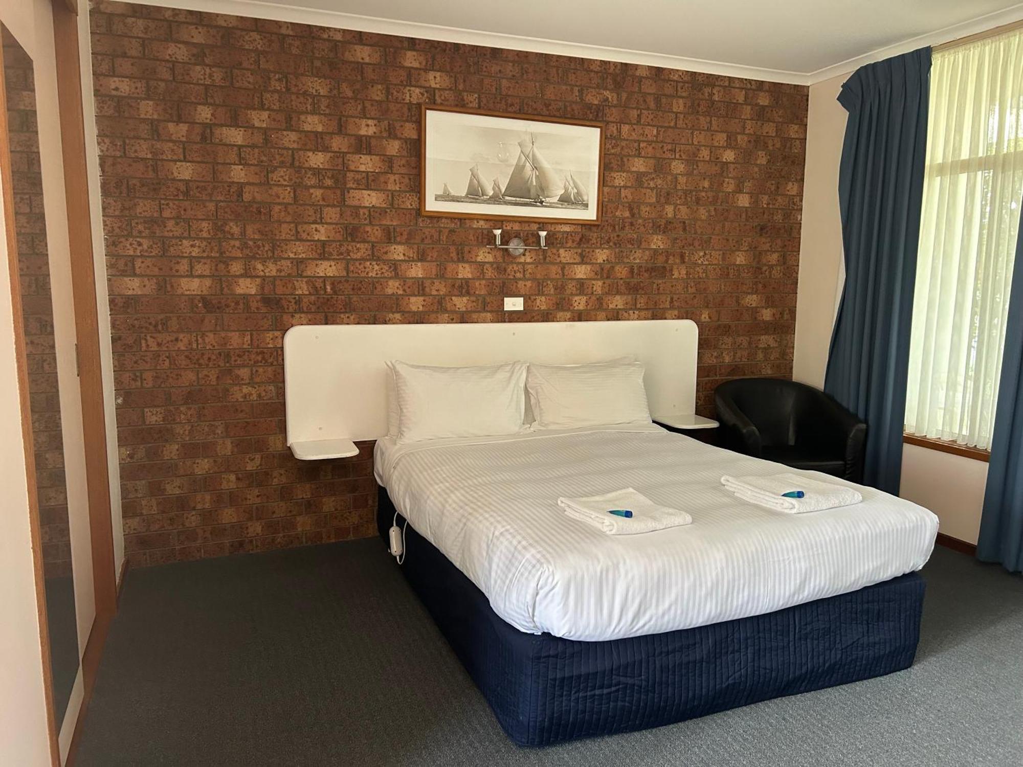 Portarlington Beach Motel Екстер'єр фото