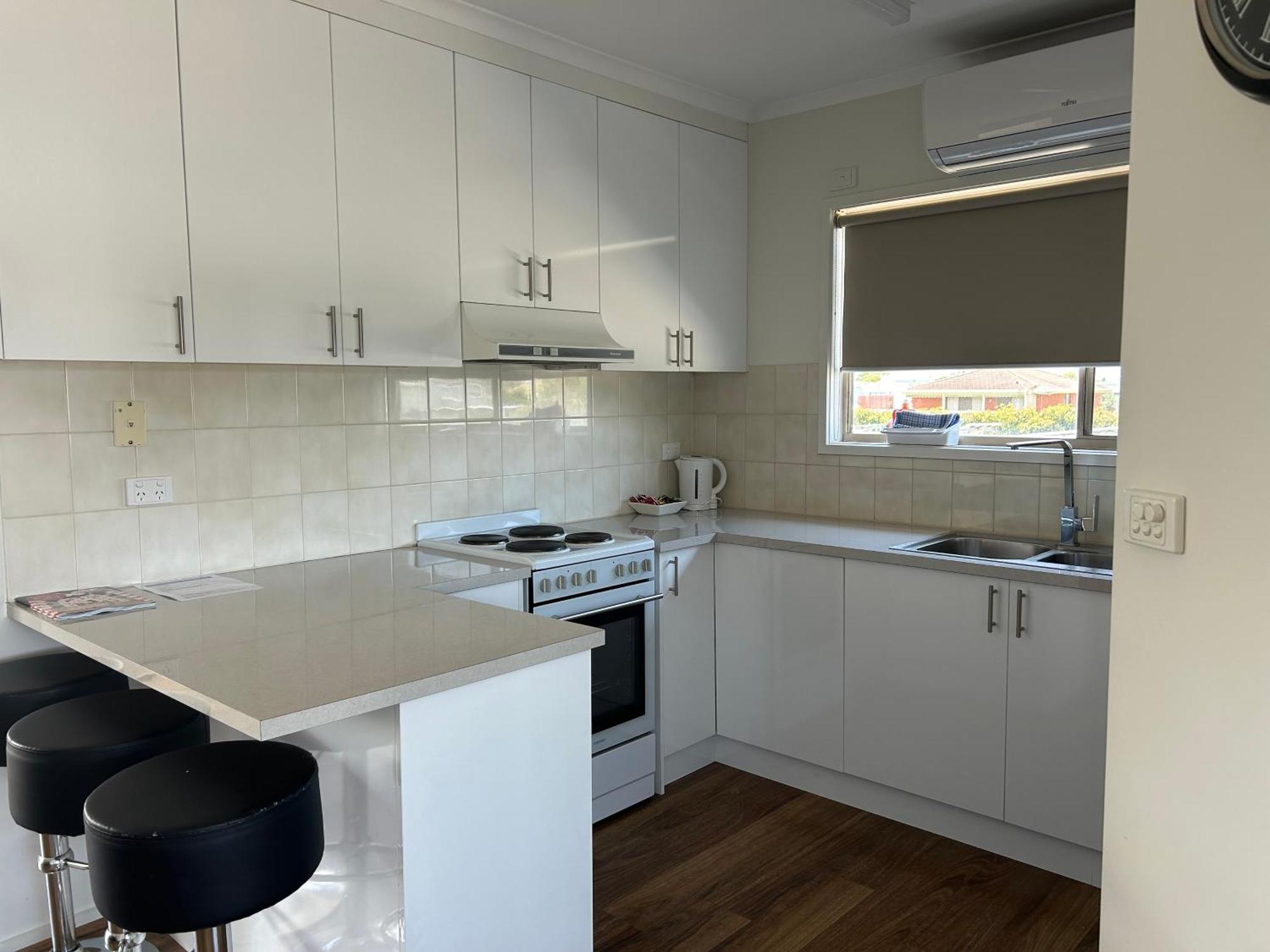 Portarlington Beach Motel Екстер'єр фото