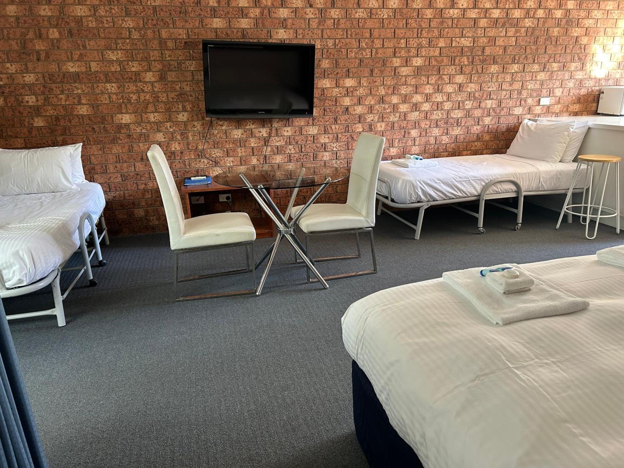 Portarlington Beach Motel Екстер'єр фото