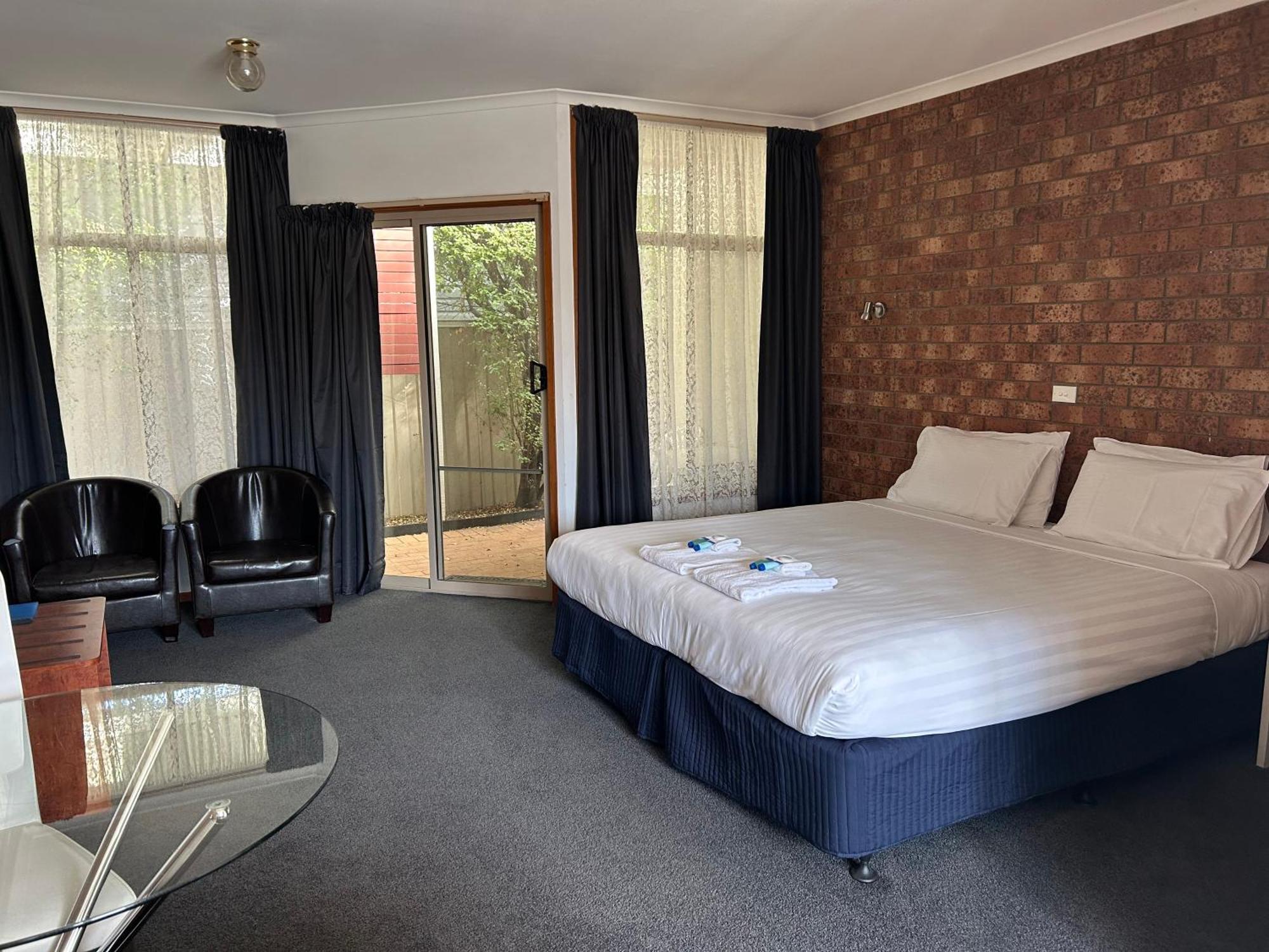 Portarlington Beach Motel Екстер'єр фото